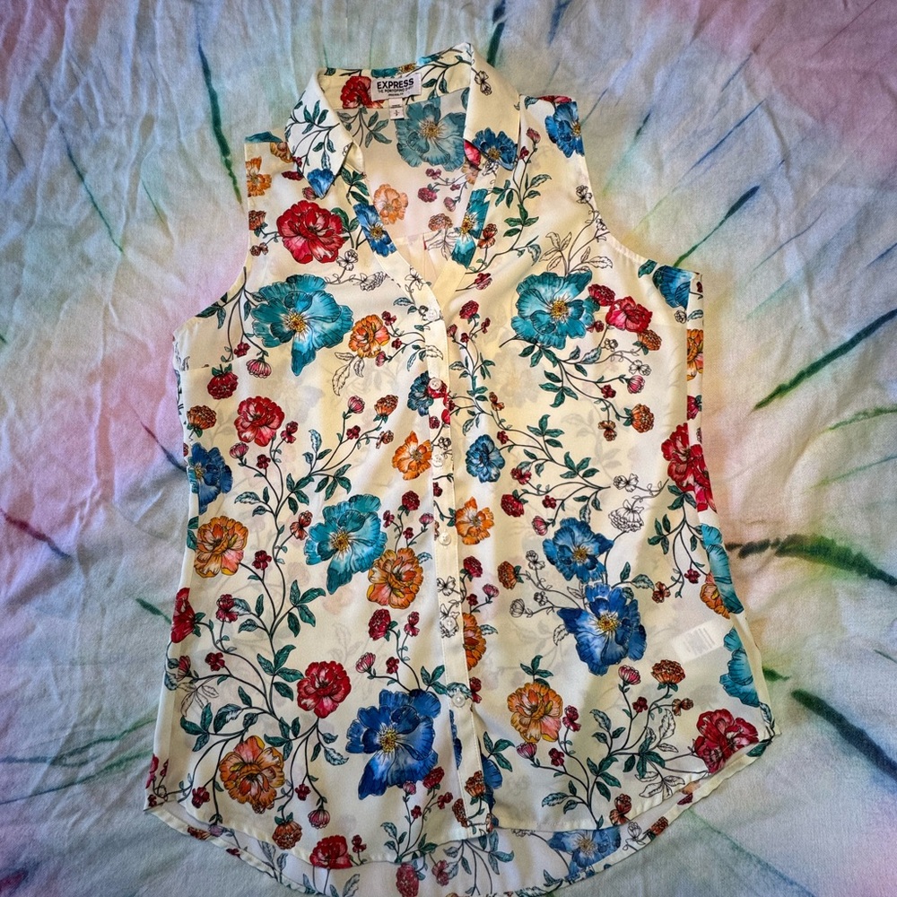 Express Casual Multicolor Floral Sleeveless Button Down Blouse